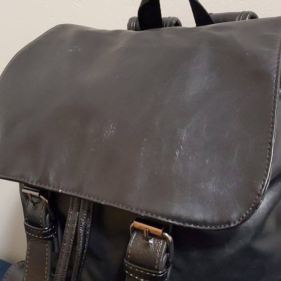 Vormor Faux leather backpack - Picture 6 of 6